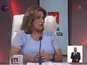 Ministra Mesa Redonda